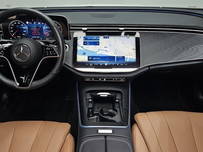 MERCEDES-BENZ E-CLASS - 5