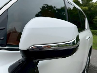 LEXUS LX - 9