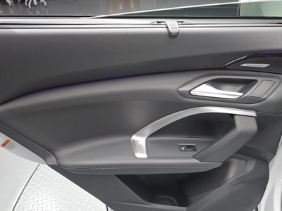 صورة مصغرة 15 لـ 2025 AUDI Q5