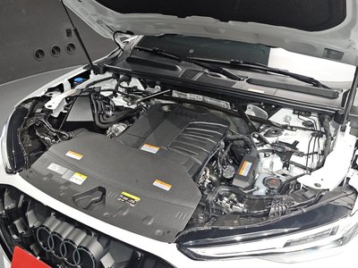 صورة 7 لـ 2025 AUDI Q5