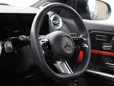 MERCEDES-BENZ GLA - 8