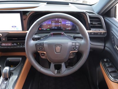 2024 Toyota CROWN SPORT photo 8