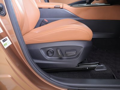 2024 Toyota CROWN SPORT thumbnail 39