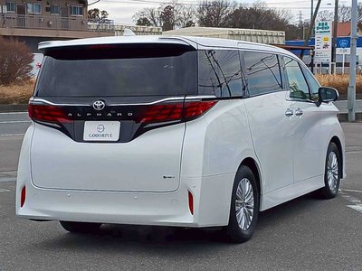 TOYOTA ALPHARD - 2