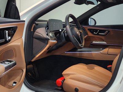 MERCEDES-BENZ E-CLASS - 10