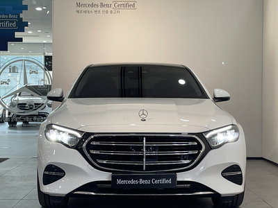 MERCEDES-BENZ E-CLASS - 2