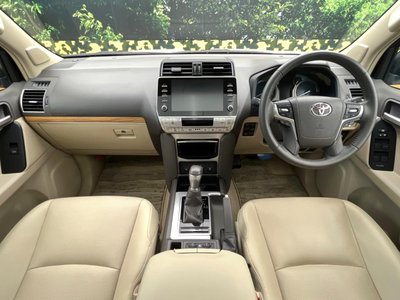 2023 Toyota LAND CRUISER PRADO — фото 2