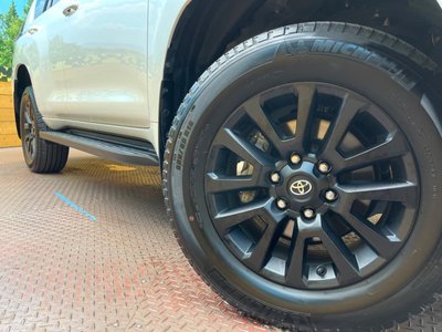 2023 Toyota LAND CRUISER PRADO — миниатюра 13