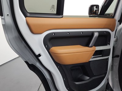 صورة مصغرة 15 لـ 2024 LAND Rover DEFENDER
