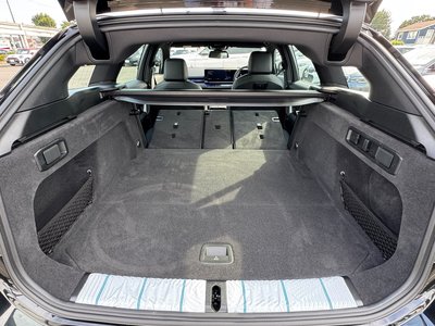 2025 BMW I5 TOURING thumbnail 47