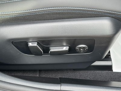 2025 BMW I5 TOURING thumbnail 35
