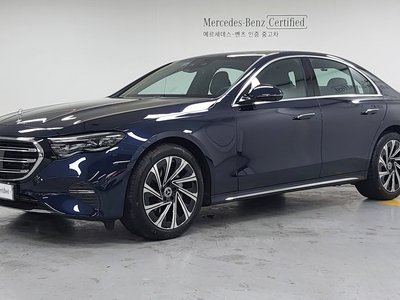 MERCEDES-BENZ E-CLASS - 1