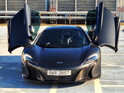 MCLAREN 650S