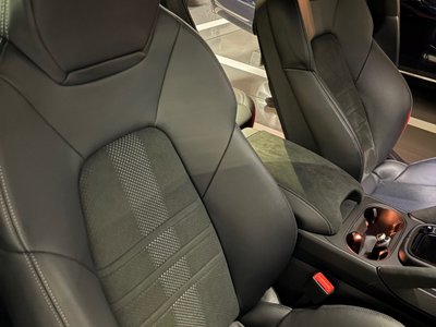 2024 Porsche CAYENNE 缩略图 17