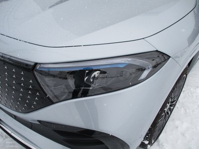 MERCEDES-BENZ EQA - 3