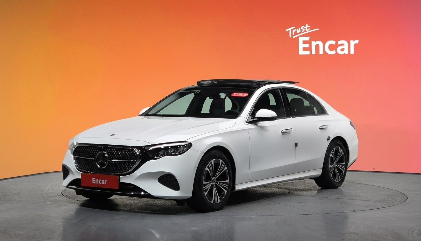 MERCEDES-BENZ E-CLASS - View 1