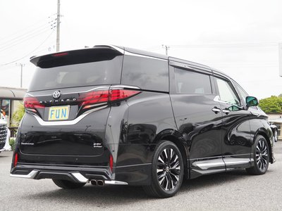 TOYOTA ALPHARD - 5