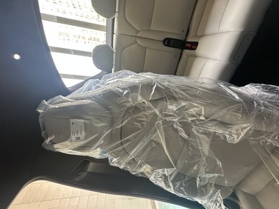 TESLA MODEL Y - 8