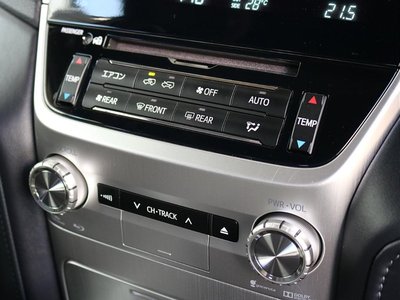 2016 Toyota LAND CRUISER 200 — миниатюра 20