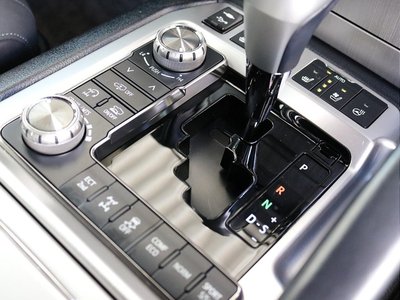 2016 Toyota LAND CRUISER 200 — миниатюра 21