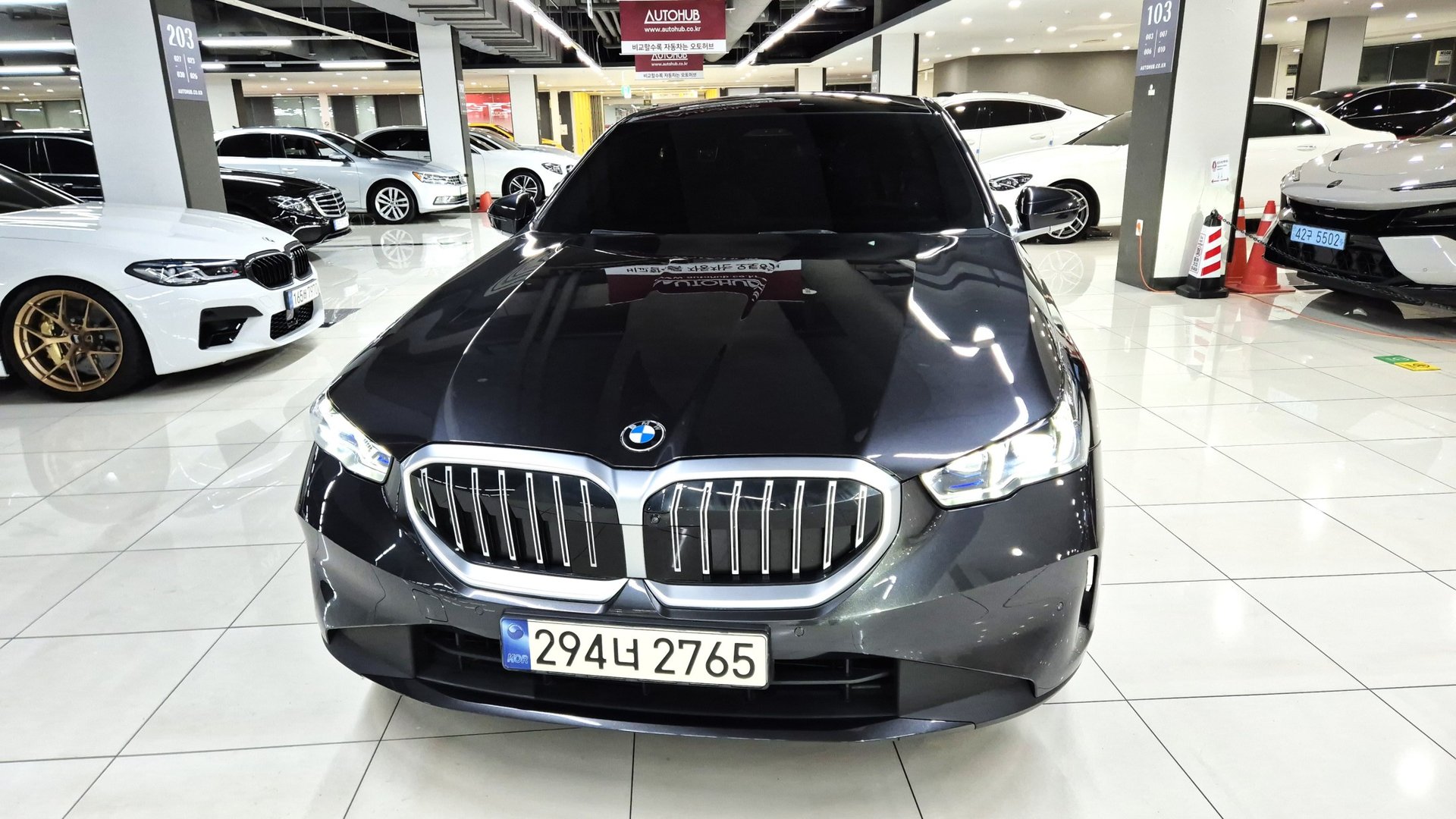 BMW 5 SERIES - View 1