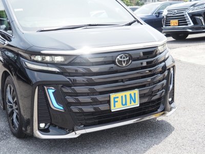 TOYOTA VELLFIRE - 10
