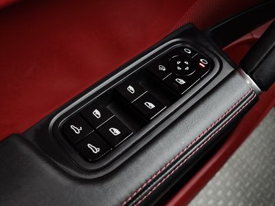 2019 Porsche CAYENNE 缩略图 34