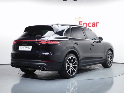 2019 Porsche CAYENNE 照片 4