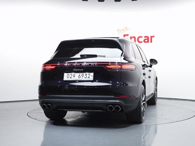 2019 Porsche CAYENNE 照片 3