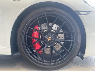 2017 Porsche 911 photo 9