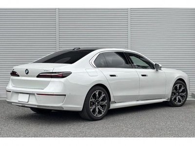صورة 2 لـ 2024 BMW 7 SERIES