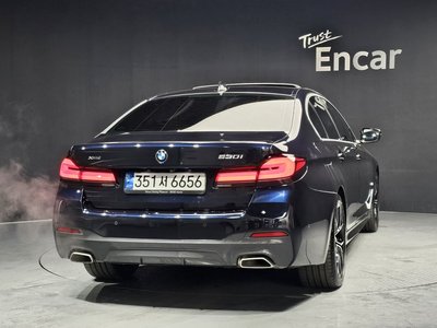 BMW 5 SERIES - 4