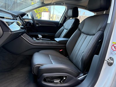 صورة مصغرة 11 لـ 2024 AUDI A8