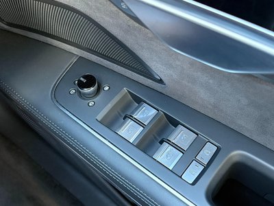 صورة مصغرة 24 لـ 2024 AUDI A8