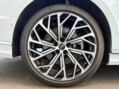 صورة مصغرة 61 لـ 2024 AUDI A8