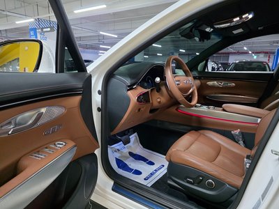 2022 Genesis GV70 — миниатюра 14