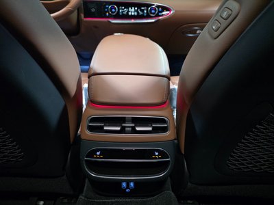 2022 Genesis GV70 — миниатюра 16