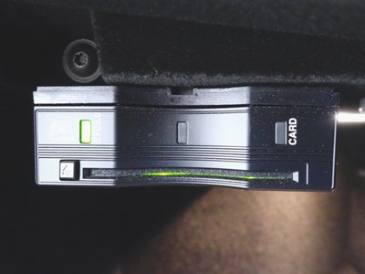 MERCEDES-BENZ E-CLASS - 10