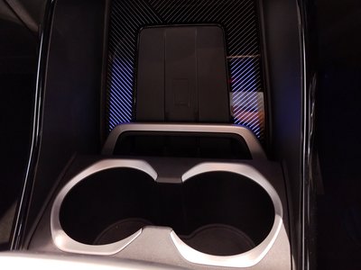 2025 BMW X2 — миниатюра 29