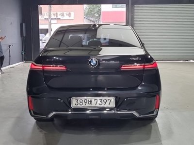 2024 BMW 7 SERIES 照片 2