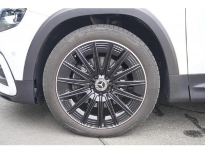 MERCEDES-BENZ GLB - 8