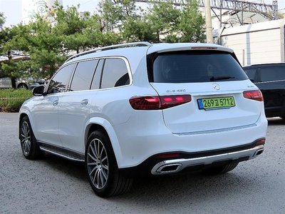 MERCEDES-BENZ GLS - 2