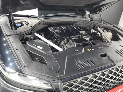 صورة 7 لـ 2022 Genesis GV70