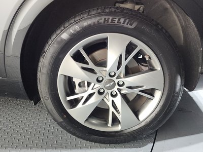 صورة 6 لـ 2022 Genesis GV70