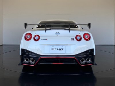 NISSAN GT-R - 4