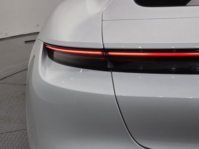 2024 Porsche TAYCAN 照片 10