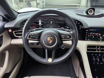 2024 Porsche TAYCAN thumbnail 19