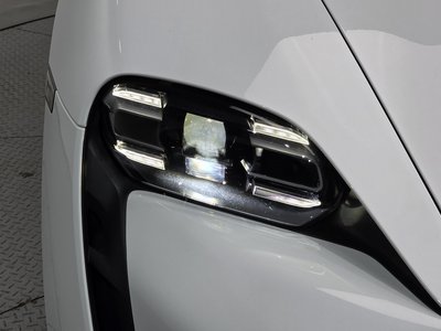 2024 Porsche TAYCAN 照片 9