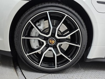 2024 Porsche TAYCAN 照片 6