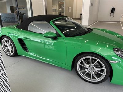 PORSCHE 718 - 8